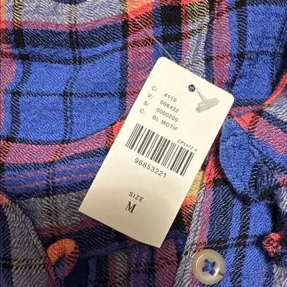 Anthropologie-The Hadley Relaxed Buttondown Shirt by Pilcro - Picture 4 of 6